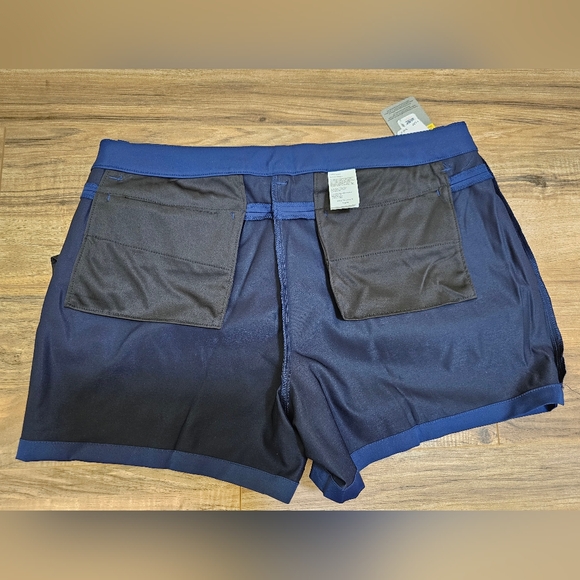 New PGA TOUR Apparel Go To Women's Golf 4.5" Shorts - Picture 11 of 11